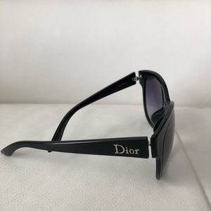 Black Dior Subglassses
